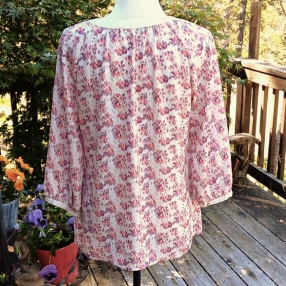 Violet & Claire Semi-Sheer Top - Picture 5 of 11